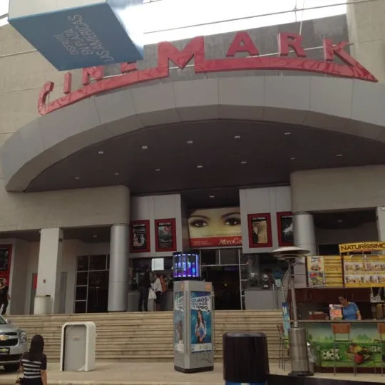 Entradas a Cinemark a mitad de precio